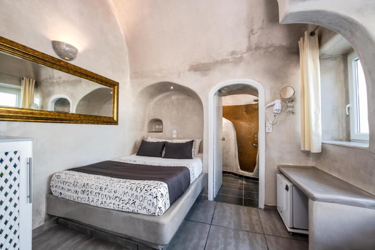 Katerina'S Castle - Caldera Cave Hotel イメロヴィグリ エクステリア 写真